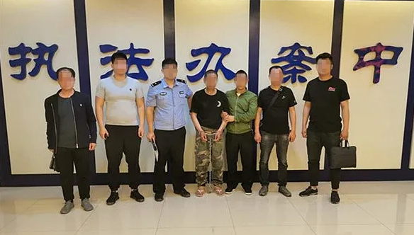 长岭警方抓获一名潜逃21年命案逃犯!